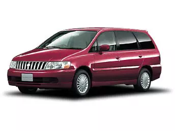 Nissan Bassara 1999-2003 правый руль